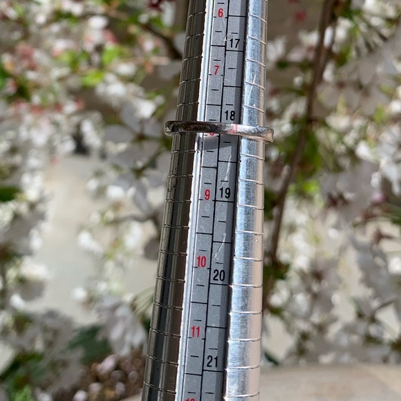 Sterling Silver Oval Cut Citrine Sparkly Ring with Cubic Zirconia - Picture 4 of 14